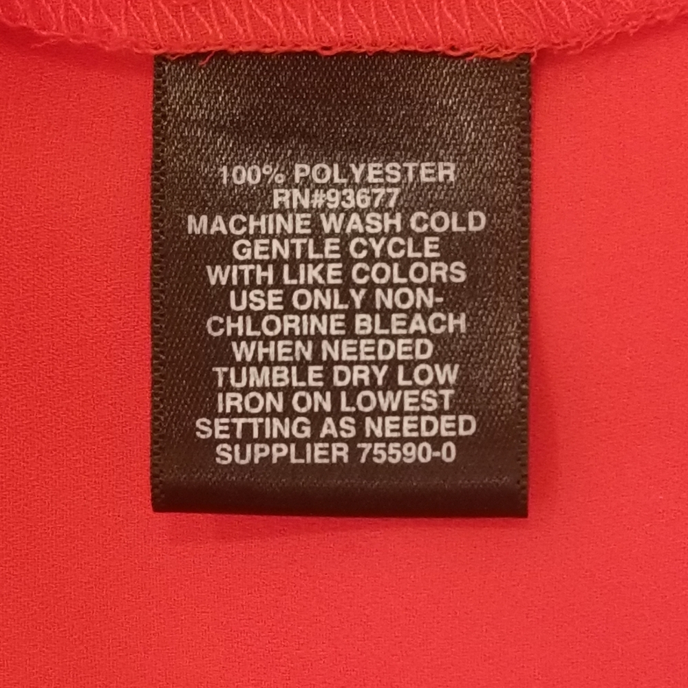 Cold Shoulder - Picture 6 of 6